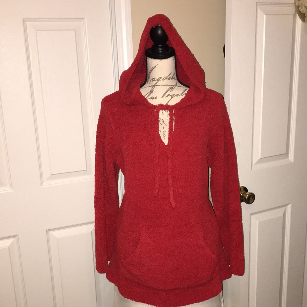 Red sweater long sleeves V-neck tie, hoodie. 14-16